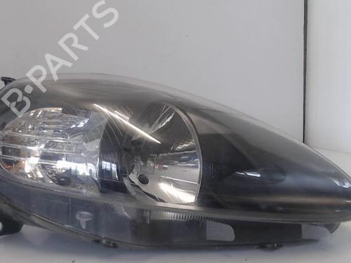 Used Right headlight FIAT GRANDE PUNTO (199_) 1.3 D Multijet (75 hp) 27326483