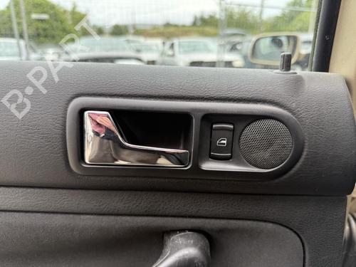 Used Rear left interior door handle VW GOLF IV (1J1) 1.9 TDI (90 hp) 27038572