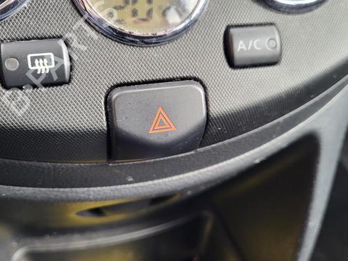 Used Warning switch NISSAN NOTE (E11, NE11) 1.5 dCi (86 hp) 27036663