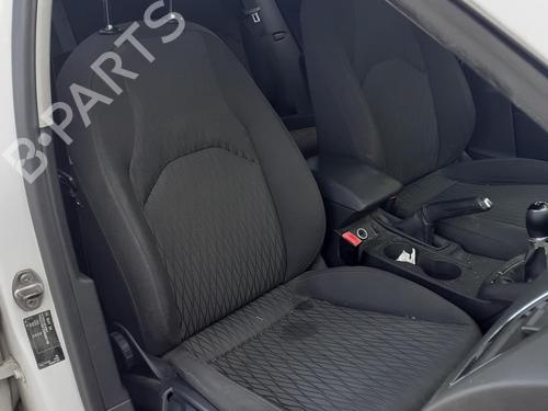 Used Seat buckle Seat buckle 27038377 27038377