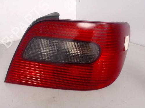 Used Right taillight CITROËN XSARA (N1) 1.9 D (68 hp) 27029565