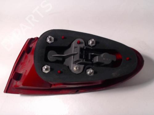 Venstre baglygte ALFA ROMEO 147 (937_) 1.9 JTD (937.AXF1A, 937.BXF1A) (101 hp) 27037879