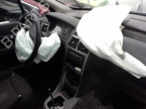 Left mirror PEUGEOT 307 Break (3E) 2.0 HDI 110 | BP27034585C26 