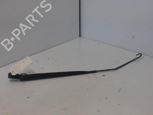 Used Front windshield wiper arm CITROËN C3 I (FC_, FN_) 1.6 16V (109 hp) 31825430