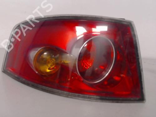 Achterlicht links SEAT IBIZA III (6L1) 1.4 TDI (75 hp) 27030949