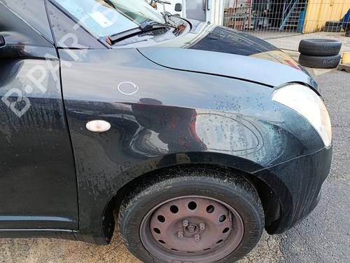 Forkjerm høyre SUZUKI SWIFT III (MZ, EZ) 1.3 (RS413, ZC11S) (92 hp) 32126562