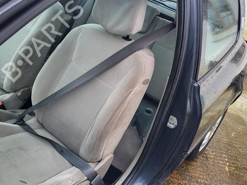 Used Front left seatbelt Front left seatbelt RENAULT CLIO III (BR0/1, CR0/1) 1.5 dCi (BR17, CR17) (86 hp) 27033755 27033755