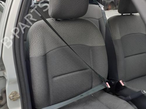 Høyre foran beltestrammer RENAULT CLIO II (BB_, CB_) 1.5 dCi (B/CB07) (65 hp) 27032711