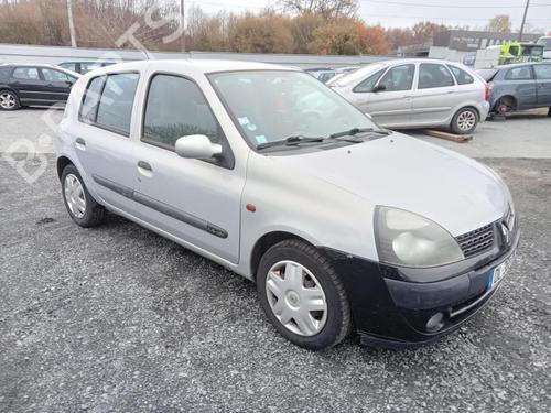 Used Right front fog light Right front fog light RENAULT CLIO II (BB_, CB_) 1.4 16V (B/CB0P, BB13) (98 hp) 27037027 27037027