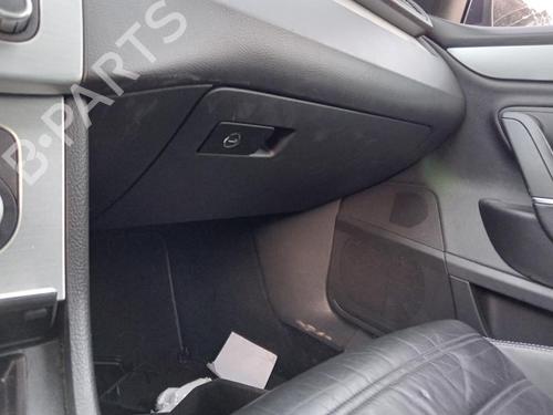 Used Glove box VW PASSAT CC B6 (357) 2.0 TDI (140 hp) 26990263