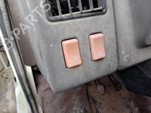 Used Warning switch Warning switch RENAULT TRAFIC Van (T_, P_, V_) 1.4 (48 hp) 34525649 34525649