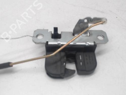 Used Tailgate lock SEAT IBIZA III (6L1) 1.9 SDI (64 hp) 26999693