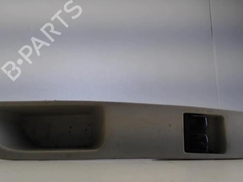 Used Left front window switch NISSAN MICRA III (K12) 1.2 16V (80 hp) 26999123