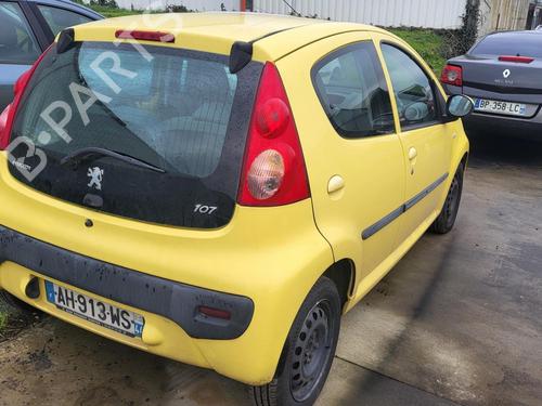 Used Rear bumper PEUGEOT 107 (PM_, PN_) 1.4 HDi (54 hp) 27013139