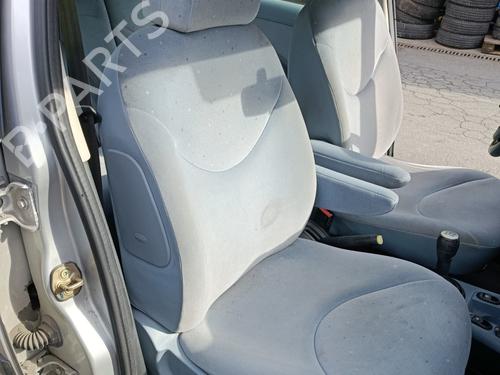 Used Right front seat CITROËN C3 I (FC_, FN_) 1.4 HDi (68 hp) 32386921