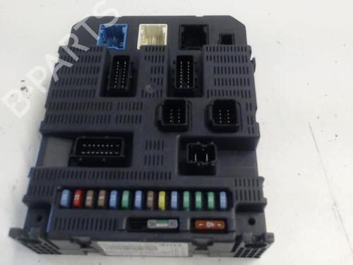 Fuse box PEUGEOT 308 I (4A_, 4C_) 1.6 HDi | BP27025420E1 