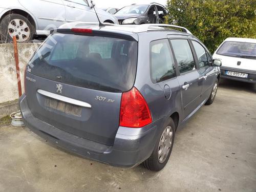 Fuse box PEUGEOT 307 Break (3E) 1.6 HDi 110 | BP26998818E1 