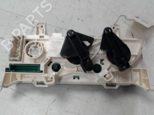 Used Climate control Climate control RENAULT CLIO II (BB_, CB_) 1.2 16V (BB05, BB0W, BB11, BB27, BB2T, BB2U, BB2V, CB05,... (75 hp) 33218481 33218481