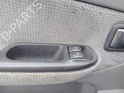 Used Left front window switch RENAULT SCÉNIC I MPV (JA0/1_, FA0_) 1.9 dCi (JA05, JA1F) (102 hp) 32116346