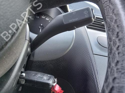 Commodo Essuie Glace / Phare SEAT ALTEA XL (5P5, 5P8) 2.0 TDI 16V (140 hp) 27001050