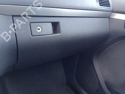Used Glove box VW TOURAN (1T1, 1T2) 2.0 TDI (136 hp) 27258133