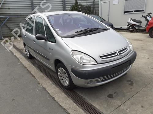 Used Right headlight CITROËN XSARA PICASSO (N68) 2.0 HDi (90 hp) 27019593