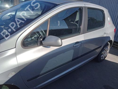 Used Left front door PEUGEOT 307 (3A/C) 1.6 16V (109 hp) 26988753
