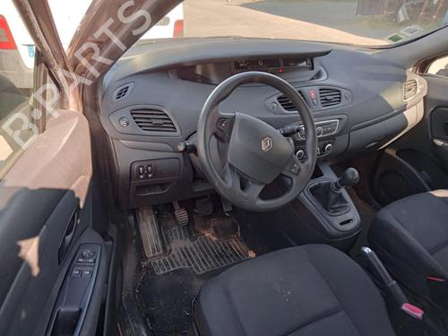 Used Driver airbag RENAULT SCÉNIC III (JZ0/1_) 1.5 dCi (110 hp) 26996640