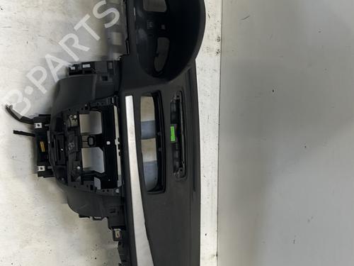 Instrumentbræt RENAULT MEGANE III Grandtour (KZ0/1) 1.5 dCi (KZ09, KZ0D, KZ1G, KZ29, KZ14, KZ1W, KZ10, KZ1F,... (110 hp) 27023635