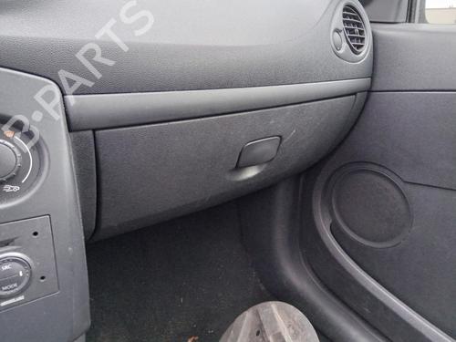 Vano posta oggetti RENAULT CLIO III (BR0/1, CR0/1) 1.5 dCi (BR17, CR17) (86 hp) 28169219