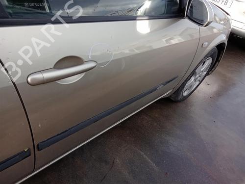 Right front door NISSAN PRIMERA Hatchback (P12) 1.9 dCi | BP26990418C3 