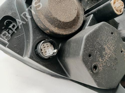 right-headlight-fiat-grande-punto-199_-2005-40017294 main image