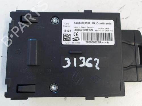 Card reader RENAULT MEGANE III Hatchback (BZ0/1_, B3_) 1.5 dCi (BZ09, BZ0D, BZ1W, BZ29, BZ14) | BP27007226E4 - Image 4