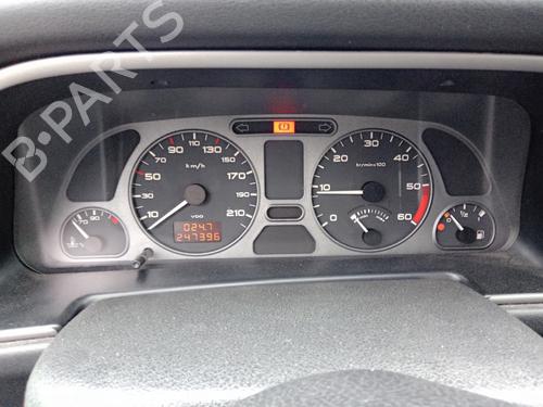 Used Instrument cluster PEUGEOT 306 Hatchback (7A, 7C, N3, N5) 2.0 HDI 90 (90 hp) 27609591