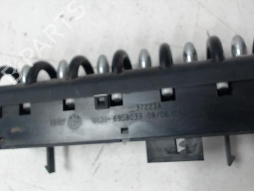 Used Left front window switch Left front window switch MINI MINI (R50, R53) Cooper (116 hp) 27015422 27015422