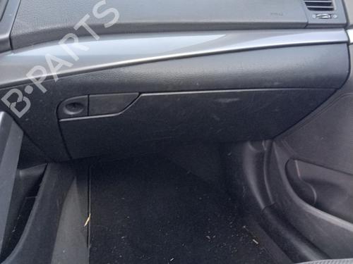 Used Glove box HYUNDAI i40 I CW (VF) 1.7 CRDi (136 hp) 28600407