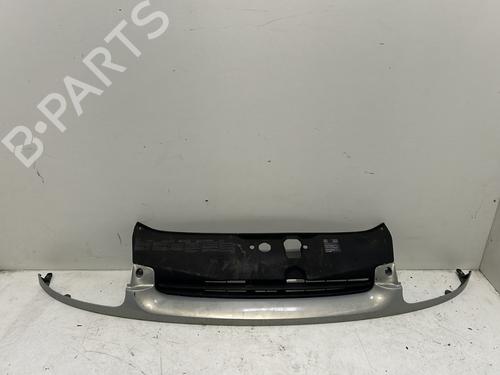 Grill RENAULT CLIO II (BB_, CB_) 1.2 (BB0A, BB0F, BB10, BB1K, BB28, BB2D, BB2H, CB0A,... (58 hp) 27023653
