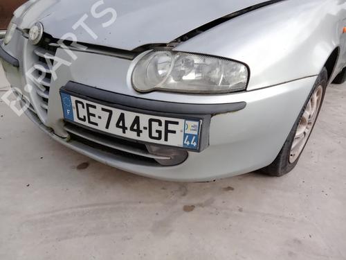 Used Left headlight ALFA ROMEO 147 (937_) 1.9 JTD (937.AXD1A, 937.BXD1A, 937.AXV1A, 937.BXB1A,... (115 hp) 29072925