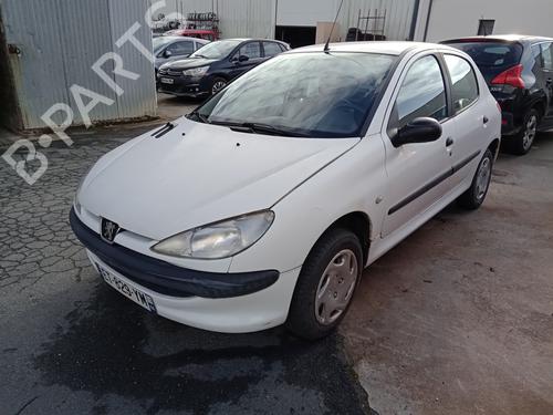 Used Left mirror PEUGEOT 206 Hatchback (2A/C) 1.9 D (69 hp) 30903575