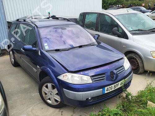 Used Right headlight RENAULT MEGANE II Estate (KM0/1_) 1.9 dCi (KMRG, KM1G, KM0G, KM2C) (120 hp) 27013837
