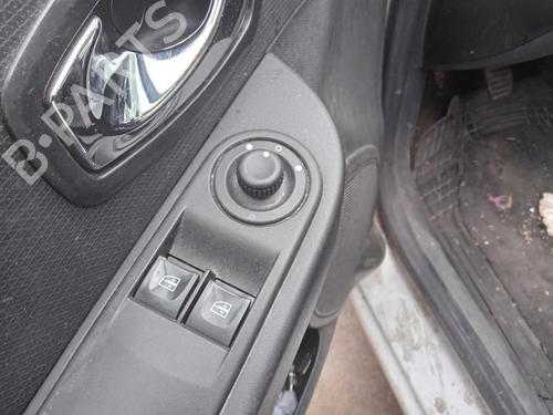 Used Left front window switch RENAULT CLIO IV (BH_) 1.5 dCi 75 (75 hp) 27013698
