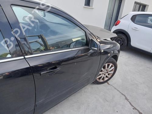Høyre foran utvendig håndtak OPEL ASTRA H (A04) 1.7 CDTI (L48) 13142770