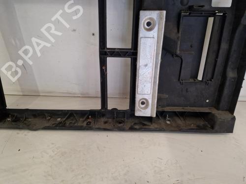 Frontplade/Frontkurv Frontplade/Frontkurv PEUGEOT 208 I (CA_, CC_) 1.2 VTI 82 (82 hp) 33682607 33682607