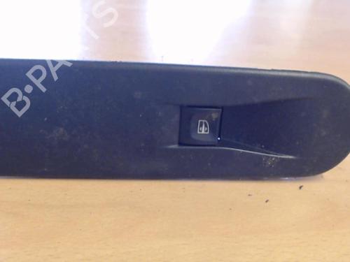 Used Right front window switch Right front window switch RENAULT CLIO IV (BH_) 1.5 dCi 75 (75 hp) 27016299 27016299