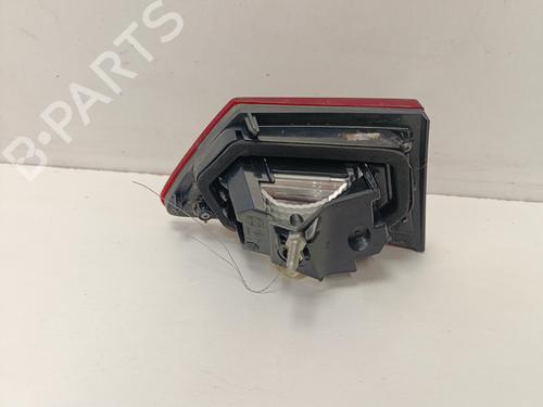 right-tailgate-light-renault-clio-iv-bh_-2012-2013-2014-2015-2016-2017-2018-2019-2020-2021-40017307 main image