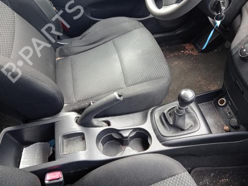 Used Middle console Middle console HYUNDAI i30 (FD) 1.6 CRDi (90 hp) 34168127 34168127