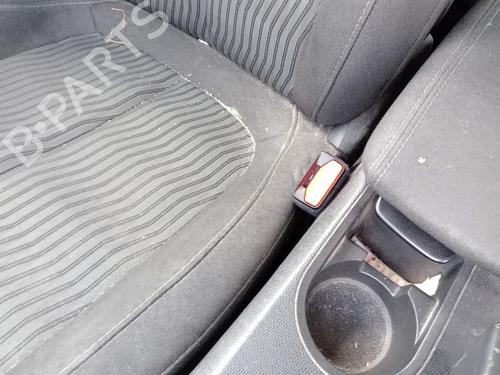 Boucle de ceinture de sécurité PEUGEOT 308 SW II (LC_, LJ_, LR_, LX_, L4_) 1.6 BlueHDi 120 (120 hp) 30101388