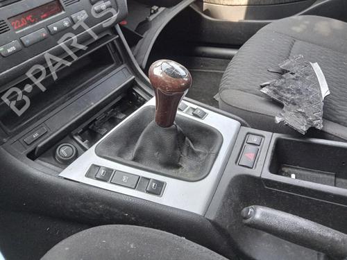 warning-switch-bmw-3-e46-1997-1998-1999-2000-2001-2002-2003-2004-2005-27014282 main image