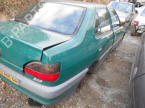 Right taillight PEUGEOT 306 Hatchback (7A, 7C, N3, N5) 1.4 | BP27002990C35 
