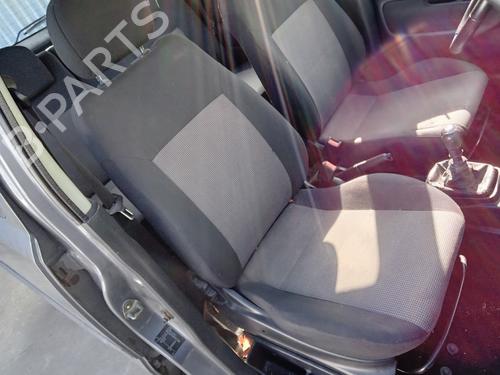 Used Right front seat OPEL AGILA (A) (H00) 1.2 16V Twinport (F68) (80 hp) 27008225